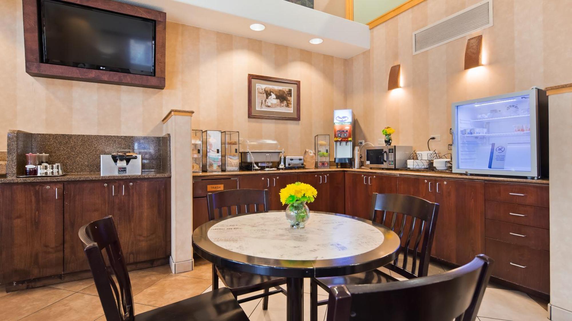 Western Hotel Fort Collins