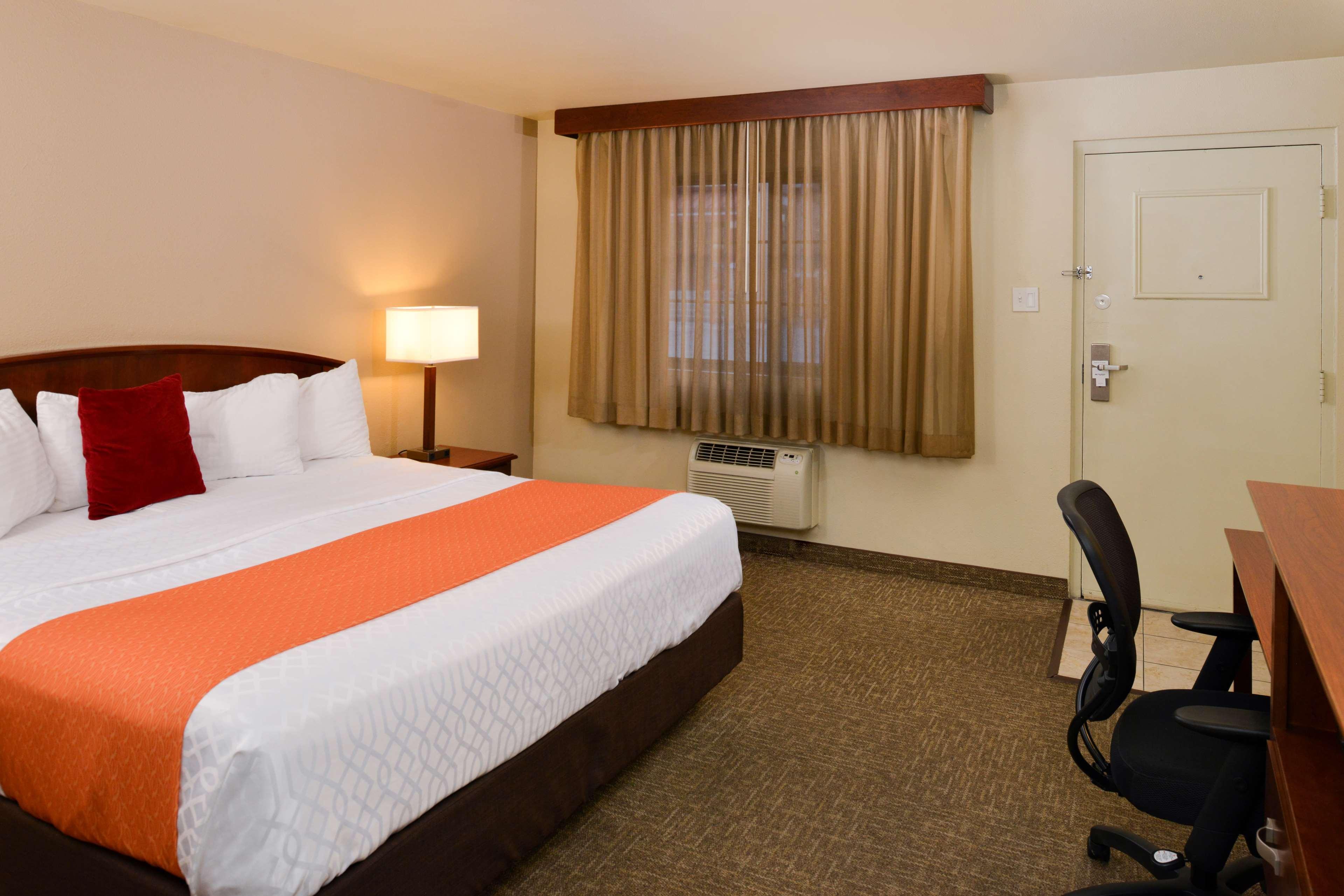 Western Hotel Fort Collins